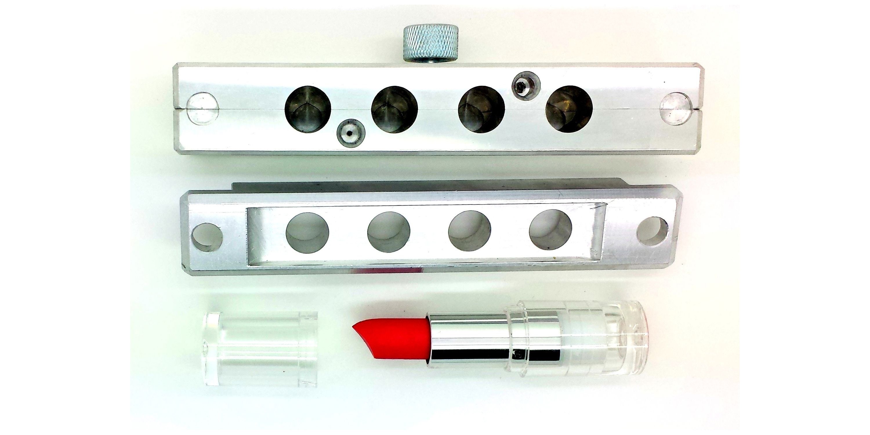 How To Get Your Perfect Lipstick Mold