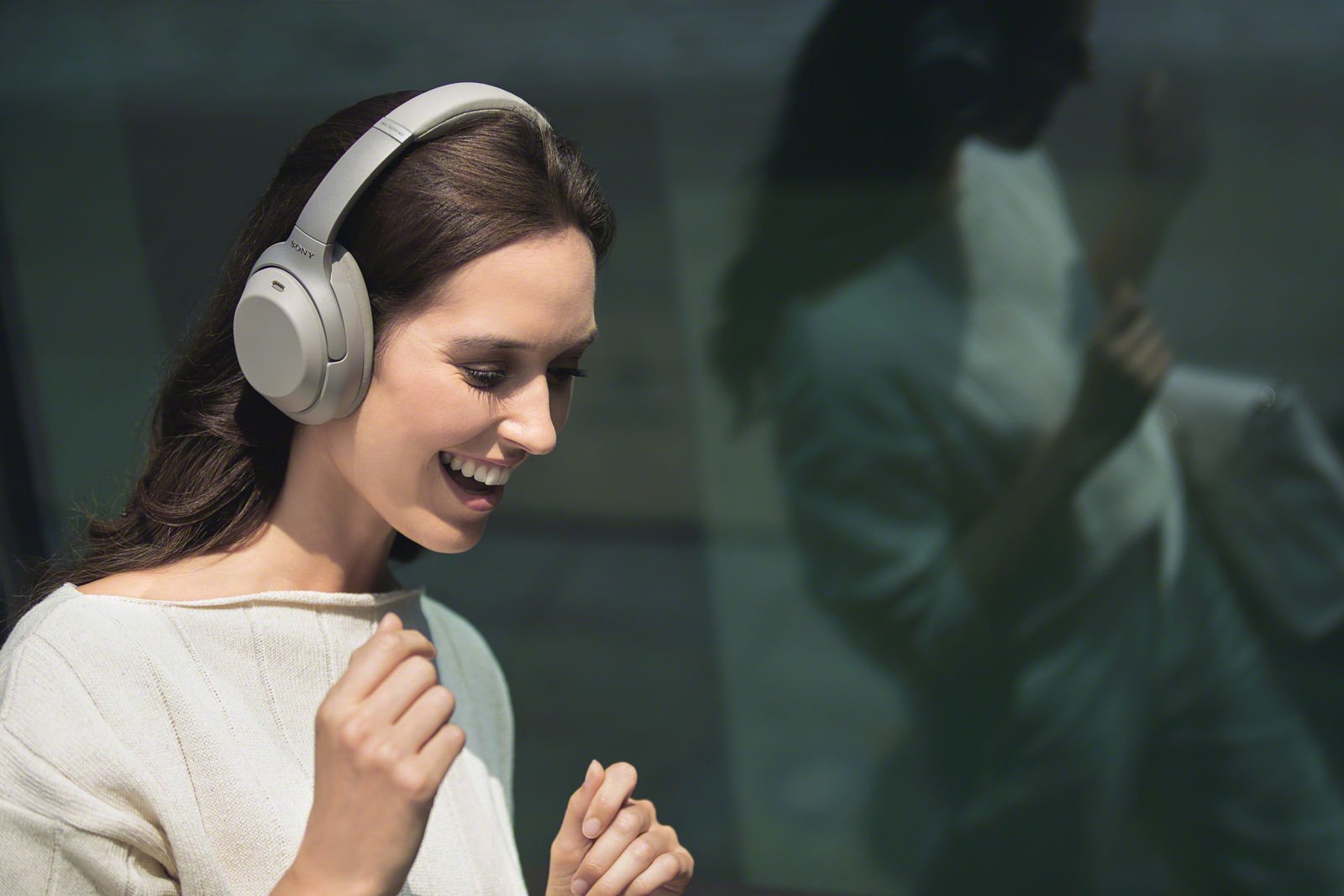 Permanent Hair Extensions for Short Hair: Selection Guide 101